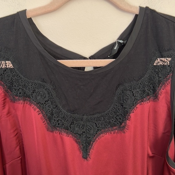 RW & CO l Lace Trimmed Tank NWT - Picture 2 of 4